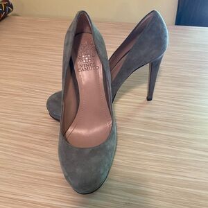 Vince Camuto Pumps